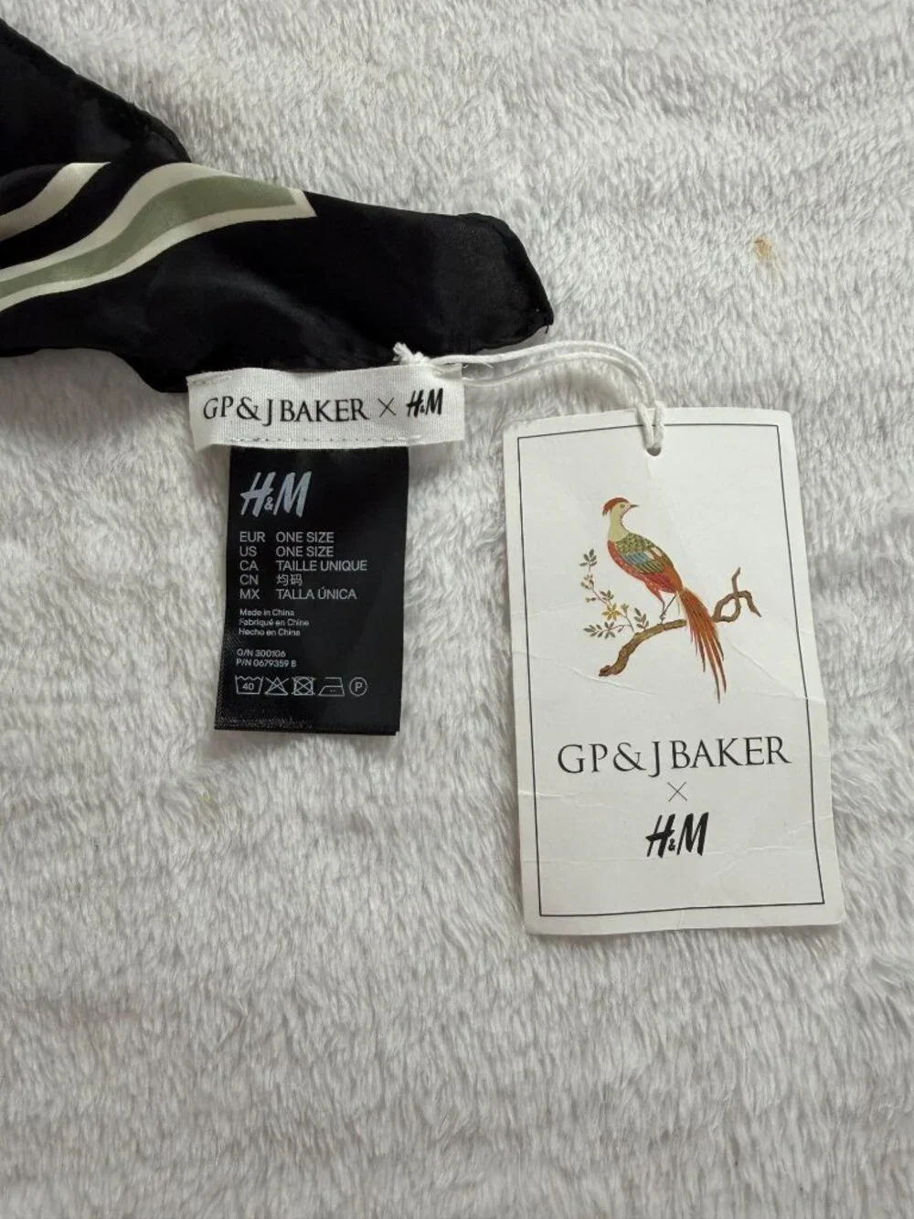 GP & J Baker X H&M Floral Black & Green Scarf Geometric Border 30x28 Inches New